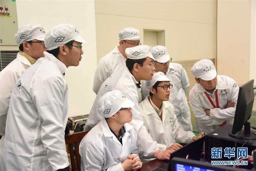 （图文互动）（3）中国航天队伍“新生代”——记哈工大紫丁香学生微纳卫星团队