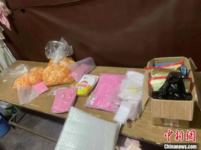 上海浦东警方披露“网红”郭某某所涉减肥食品案：涉案金额5000余万元