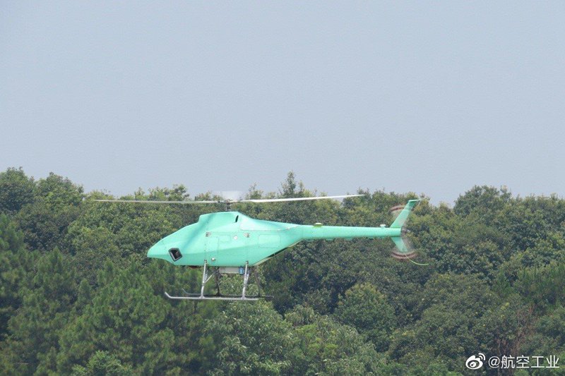 新型舰载无人直升机首飞成功_副本800.jpg